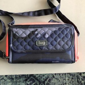 NWOT Lug Kickflip 2 Convertible Wallet